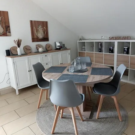 Gemütliche Dachgeschoss- Im Grünen Sundern