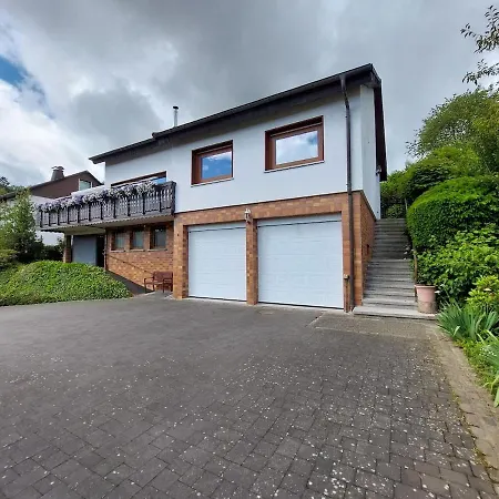 Gemuetliche Dachgeschoss- Im Gruenen Appartement Sundern