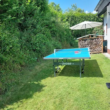 Gemuetliche Dachgeschoss- Im Gruenen Appartement Sundern