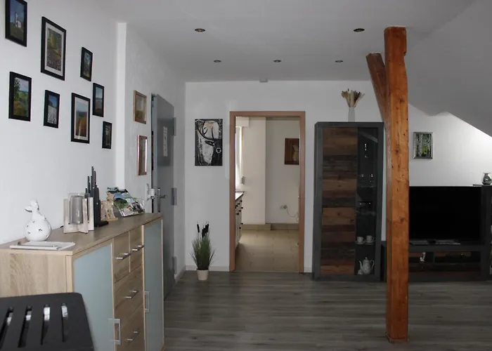 Gemuetliche Dachgeschoss- Im Gruenen